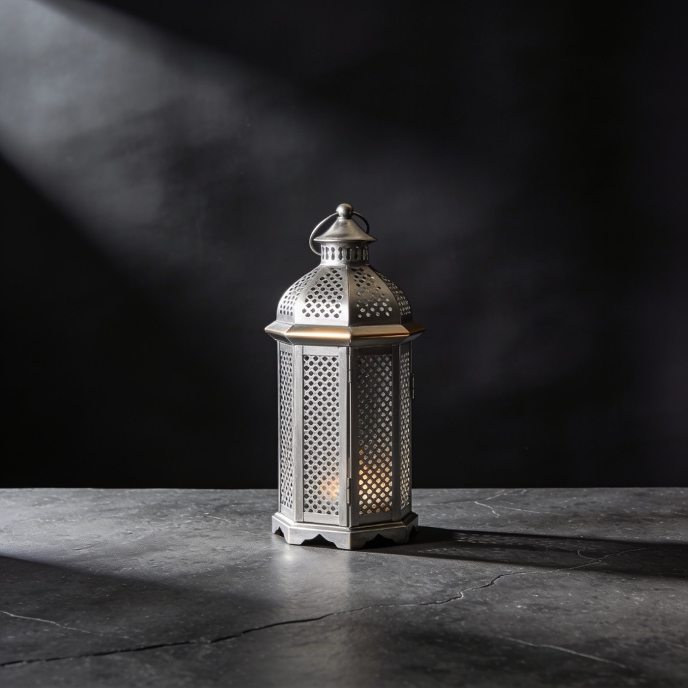 Metal lantern